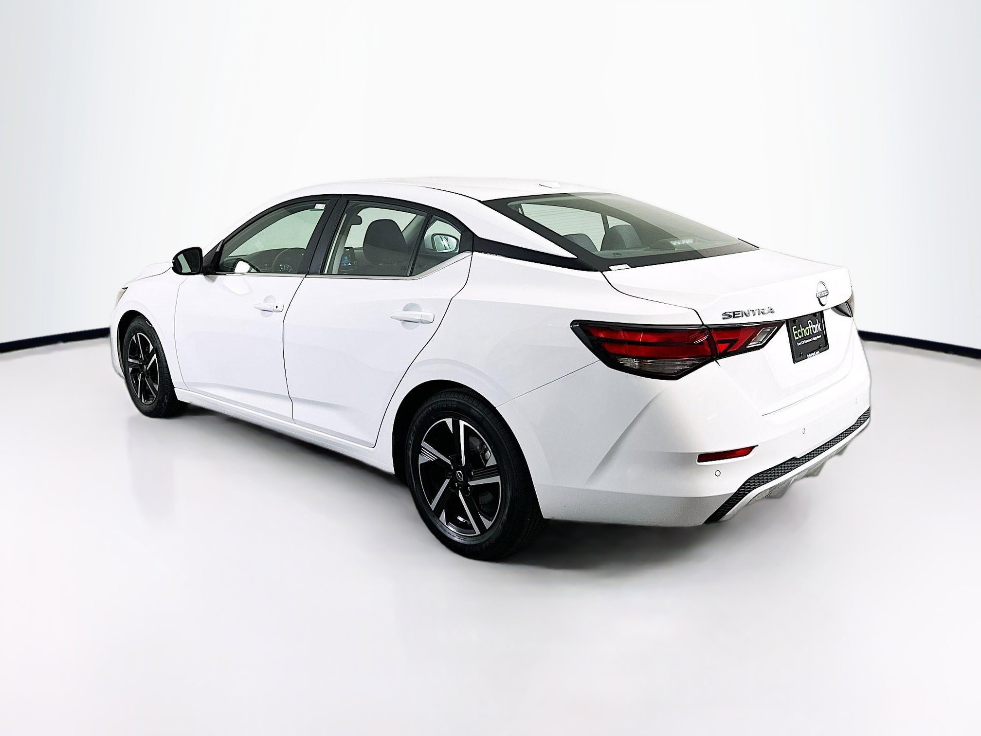 Used 2024 Nissan Sentra SV image 5