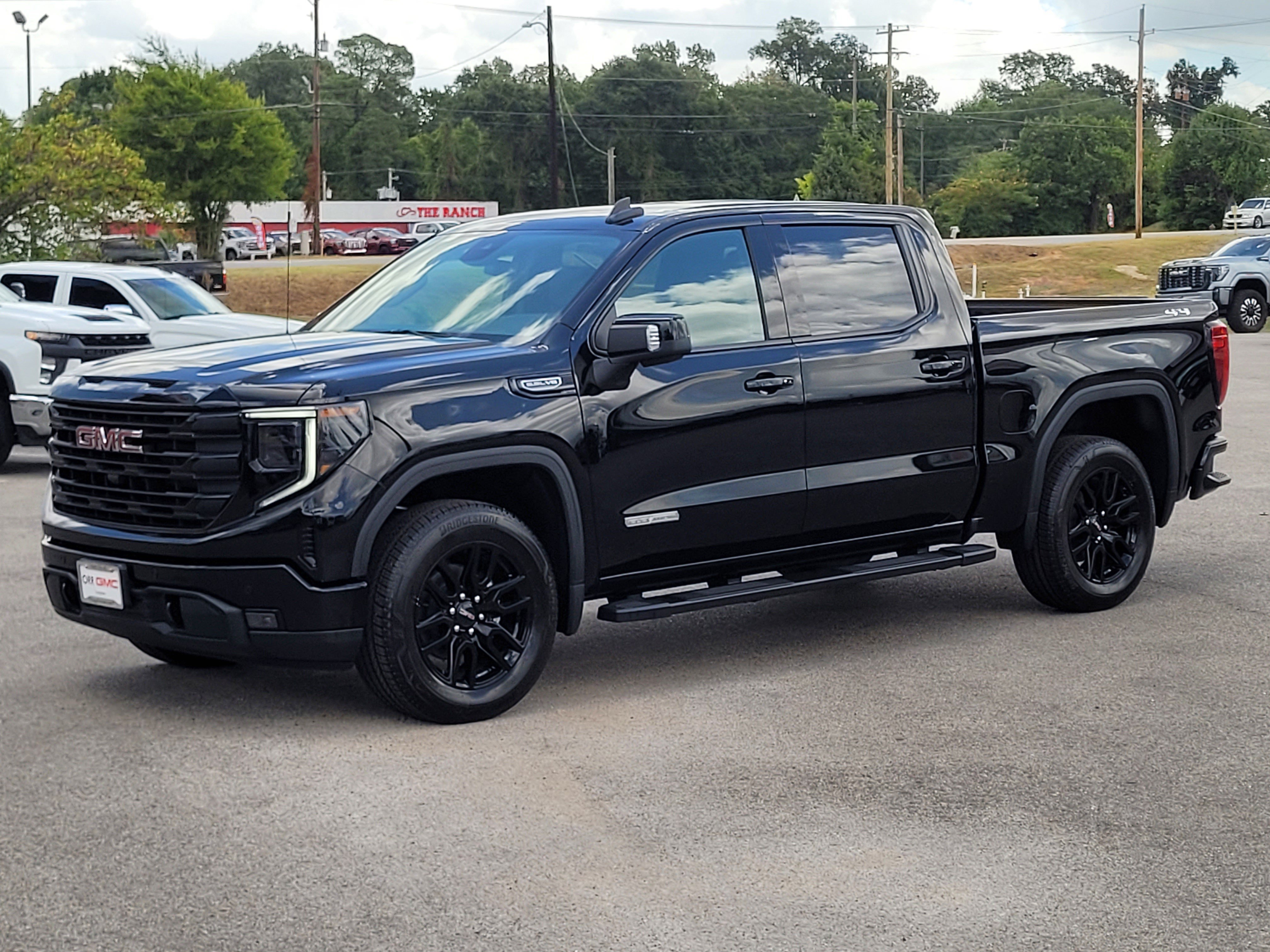 New 2026 GMC Sierra 1500 Elevation w/ Elevation Premium Package AWD/4WD image 3