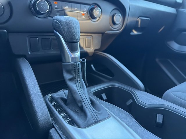 Used 2024 Nissan Frontier S w/ Tow Package image 17