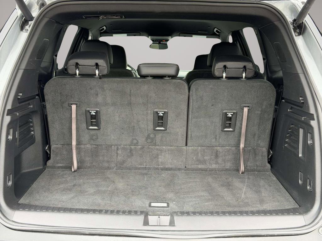 Used 2025 Buick Enclave Preferred FWD image 13