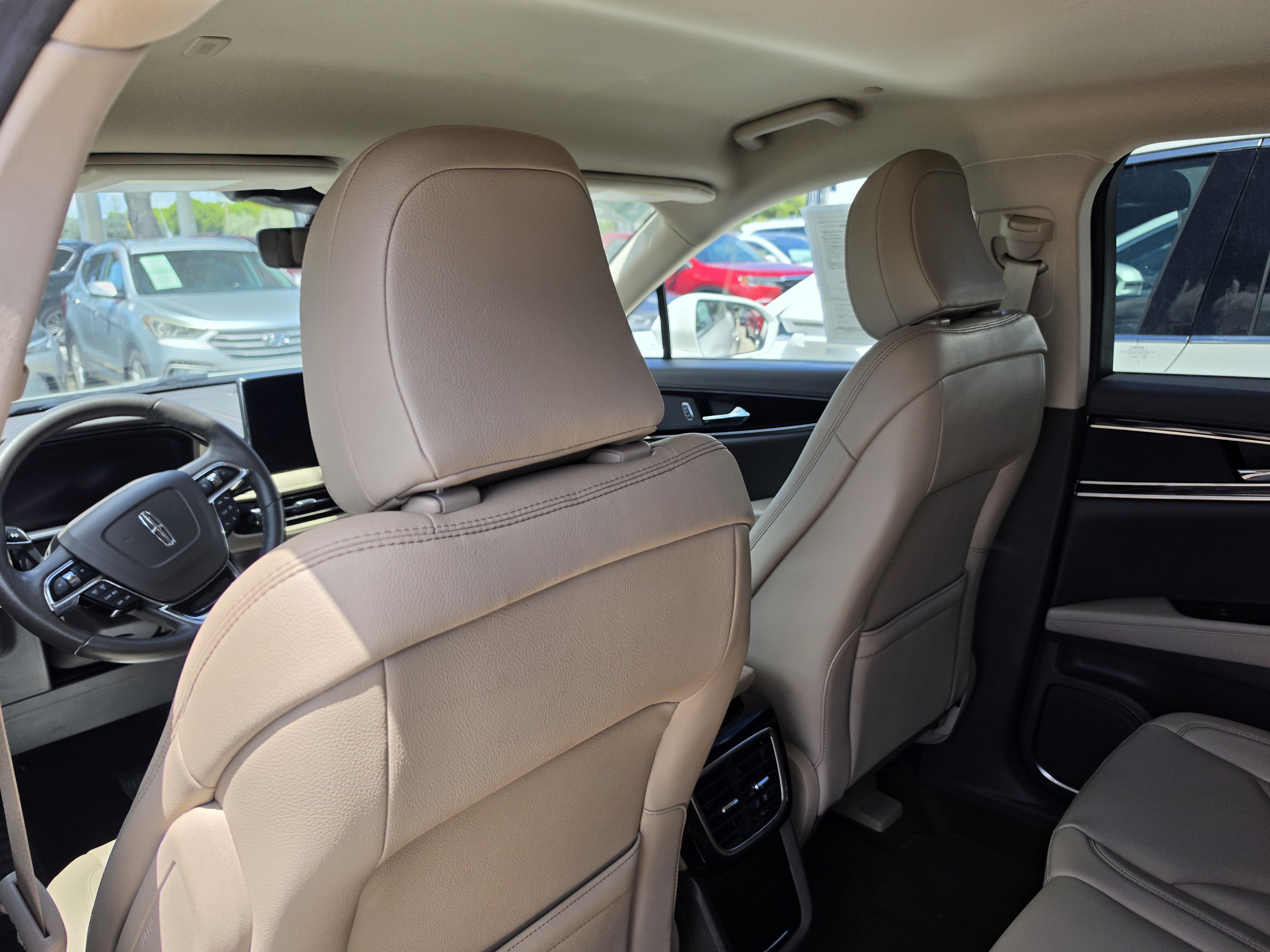 Used 2024 Lincoln Corsair FWD image 11