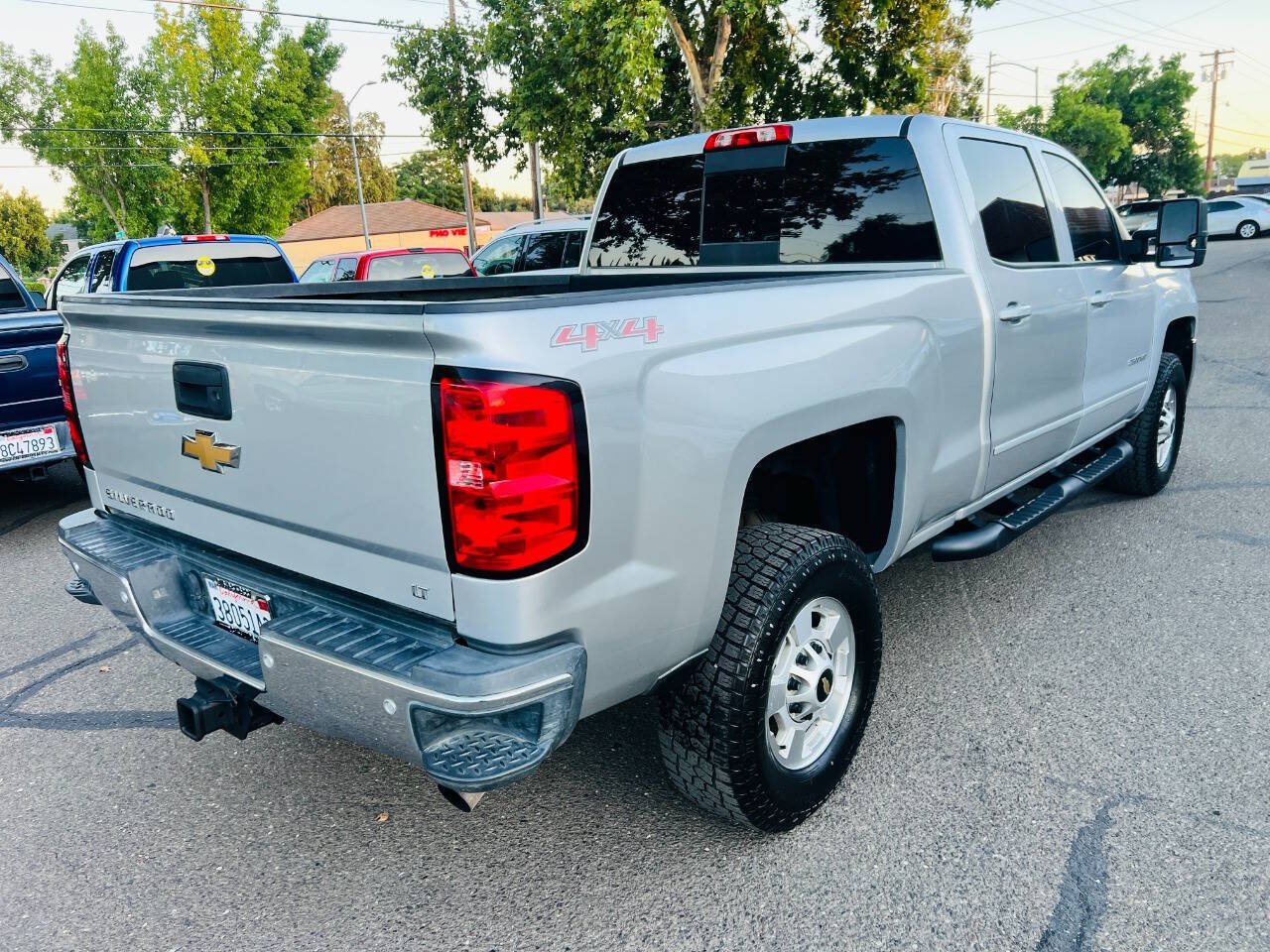 Used 2015 Chevrolet Silverado 2500 LT w/ LT Fleet Convenience Package AWD/4WD image 3