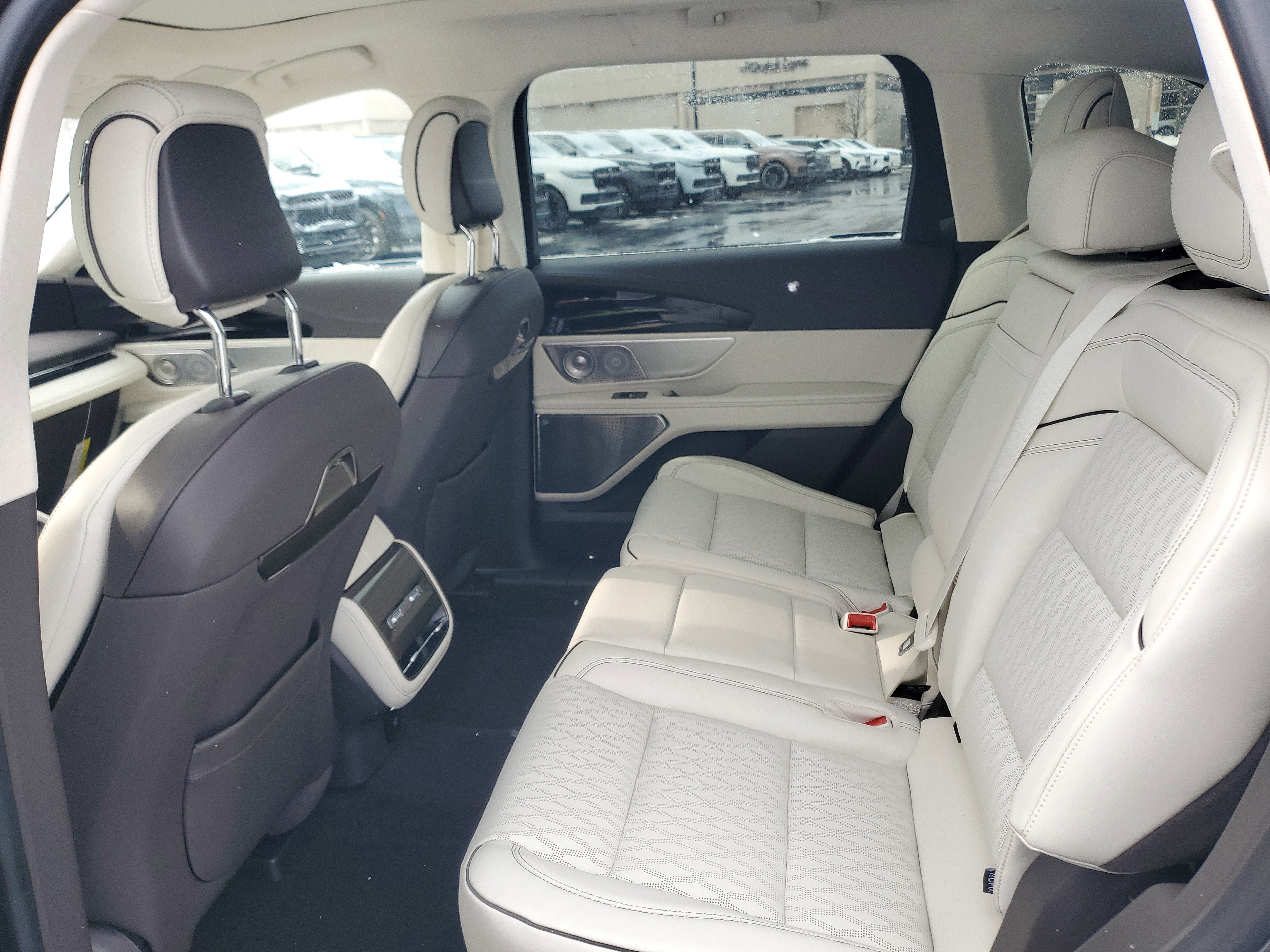 New 2026 Lincoln Nautilus Black Label w/ Jet Appearance Package image 28