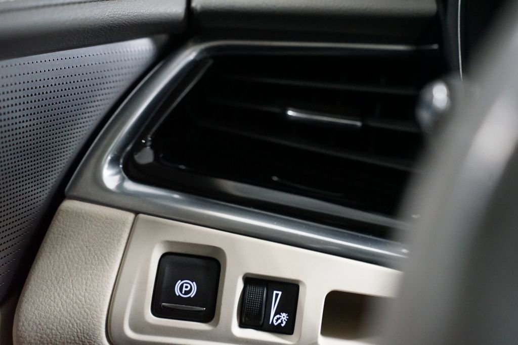 Used 2021 Cadillac XT6 Premium Luxury image 26