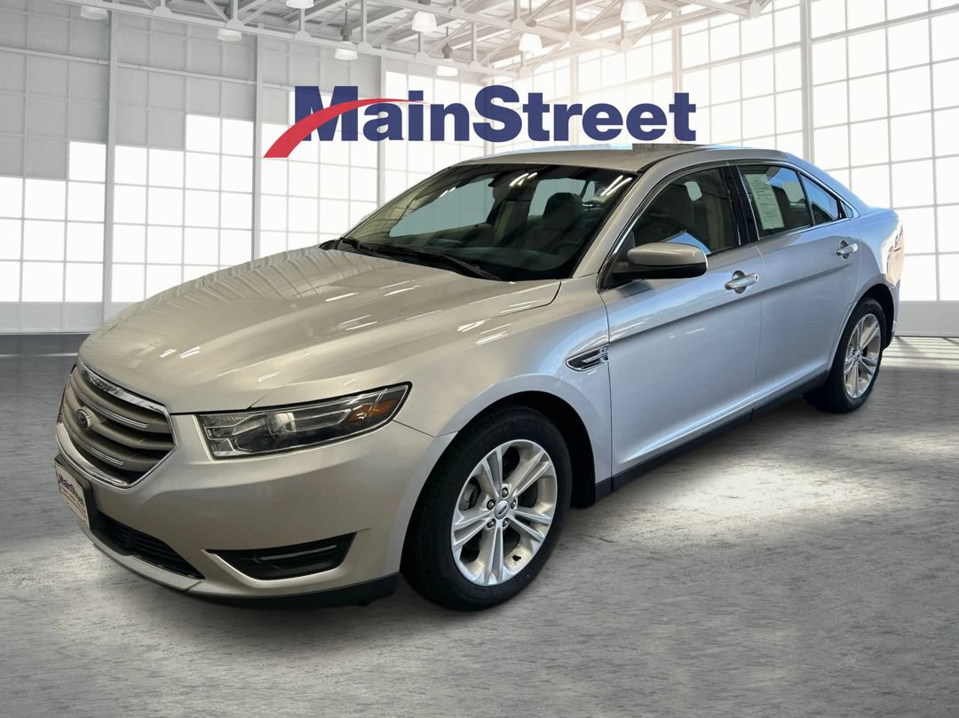 Used 2016 Ford Taurus SEL FWD image 1