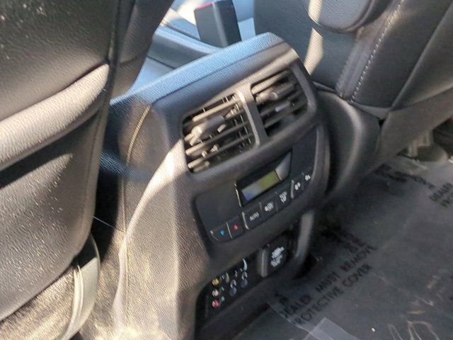 Used 2018 Honda Pilot Touring image 31