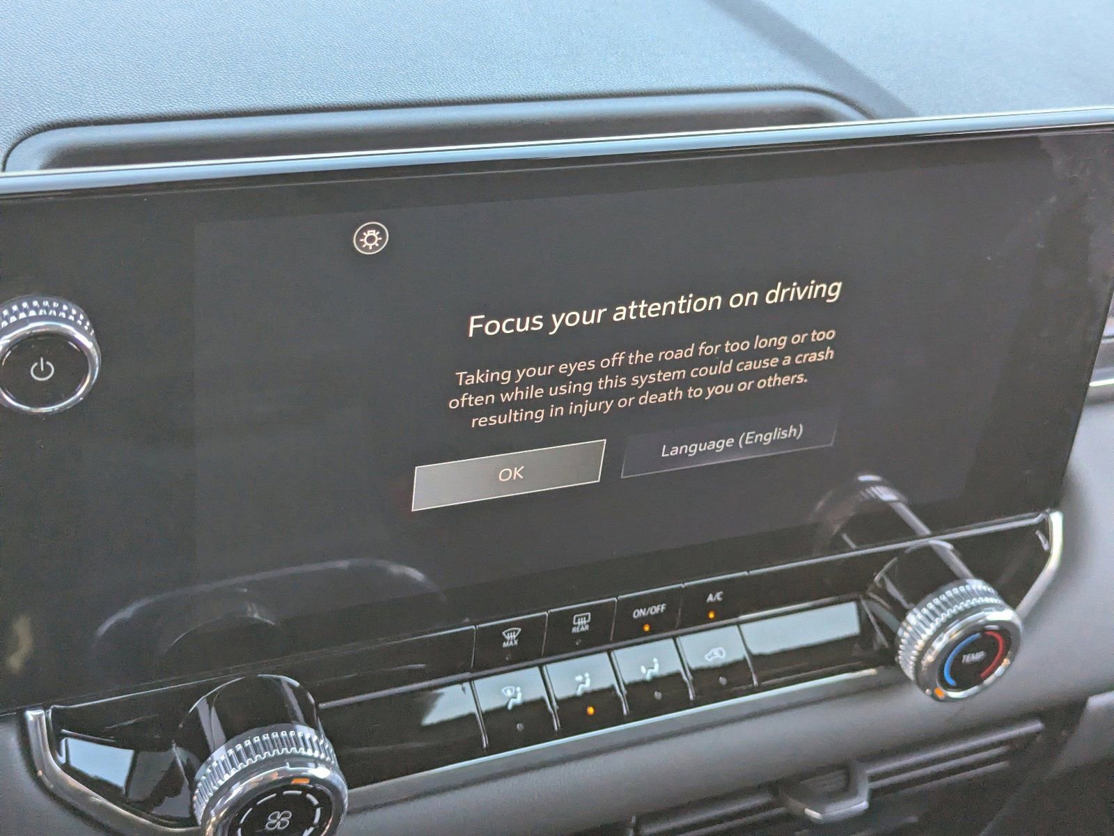 Used 2025 GMC Canyon Elevation image 27