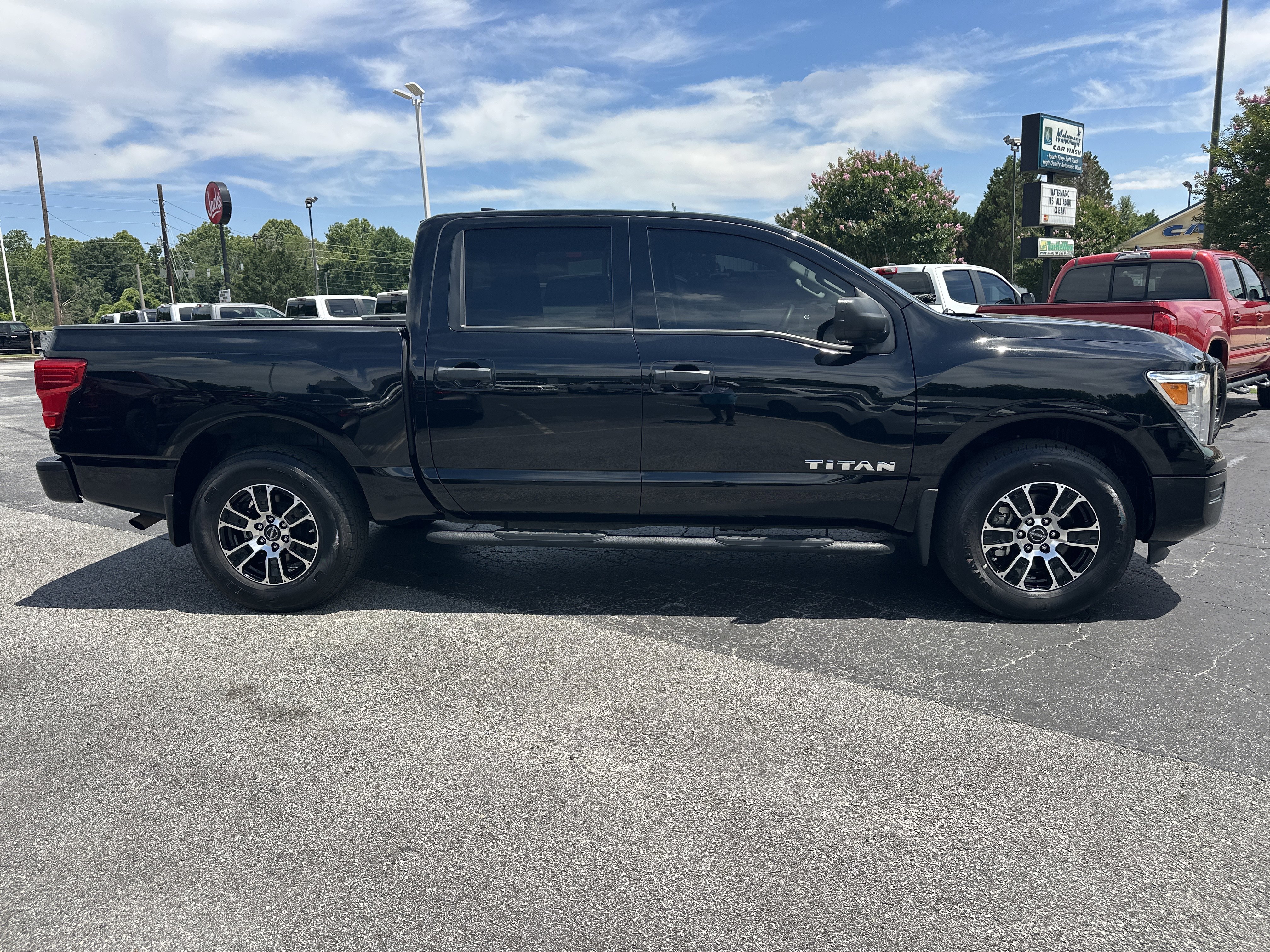 Used 2024 Nissan Titan SV w/ Accessory Utility Package AWD/4WD image 8