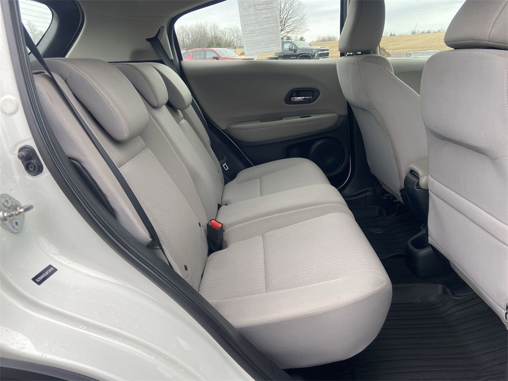 Used 2018 Honda HR-V LX image 25