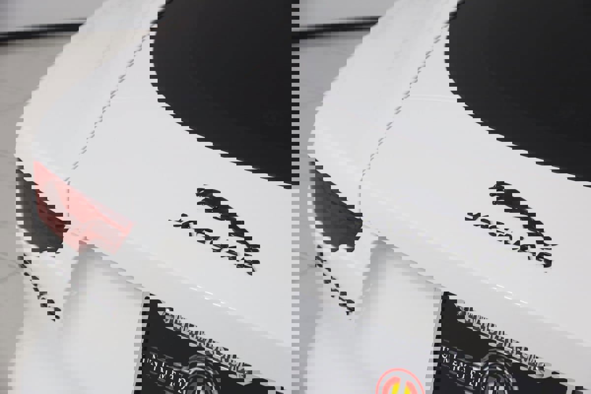 Used 2021 Jaguar F-TYPE R image 59