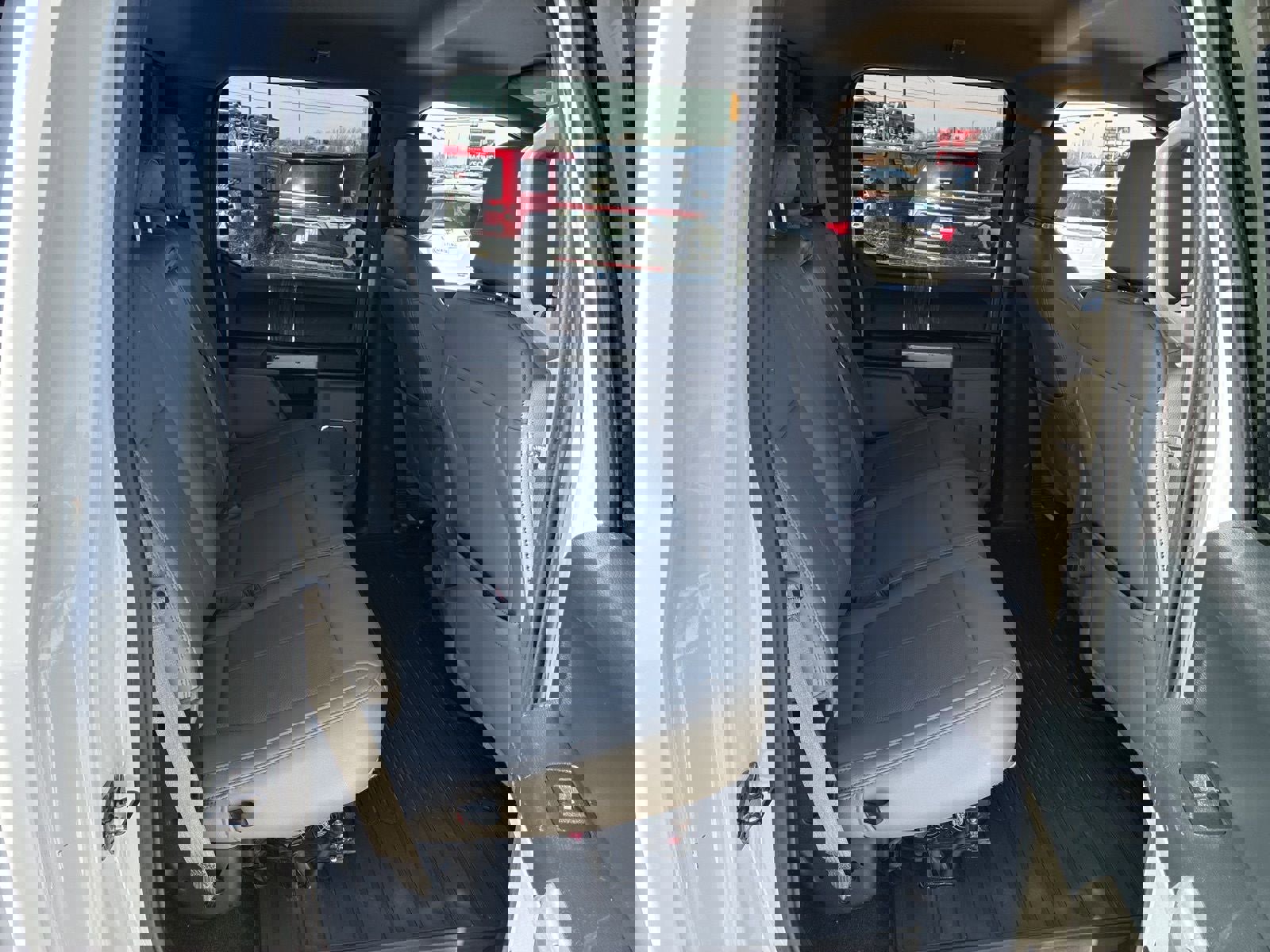 Used 2019 Ford F150 Lariat image 21