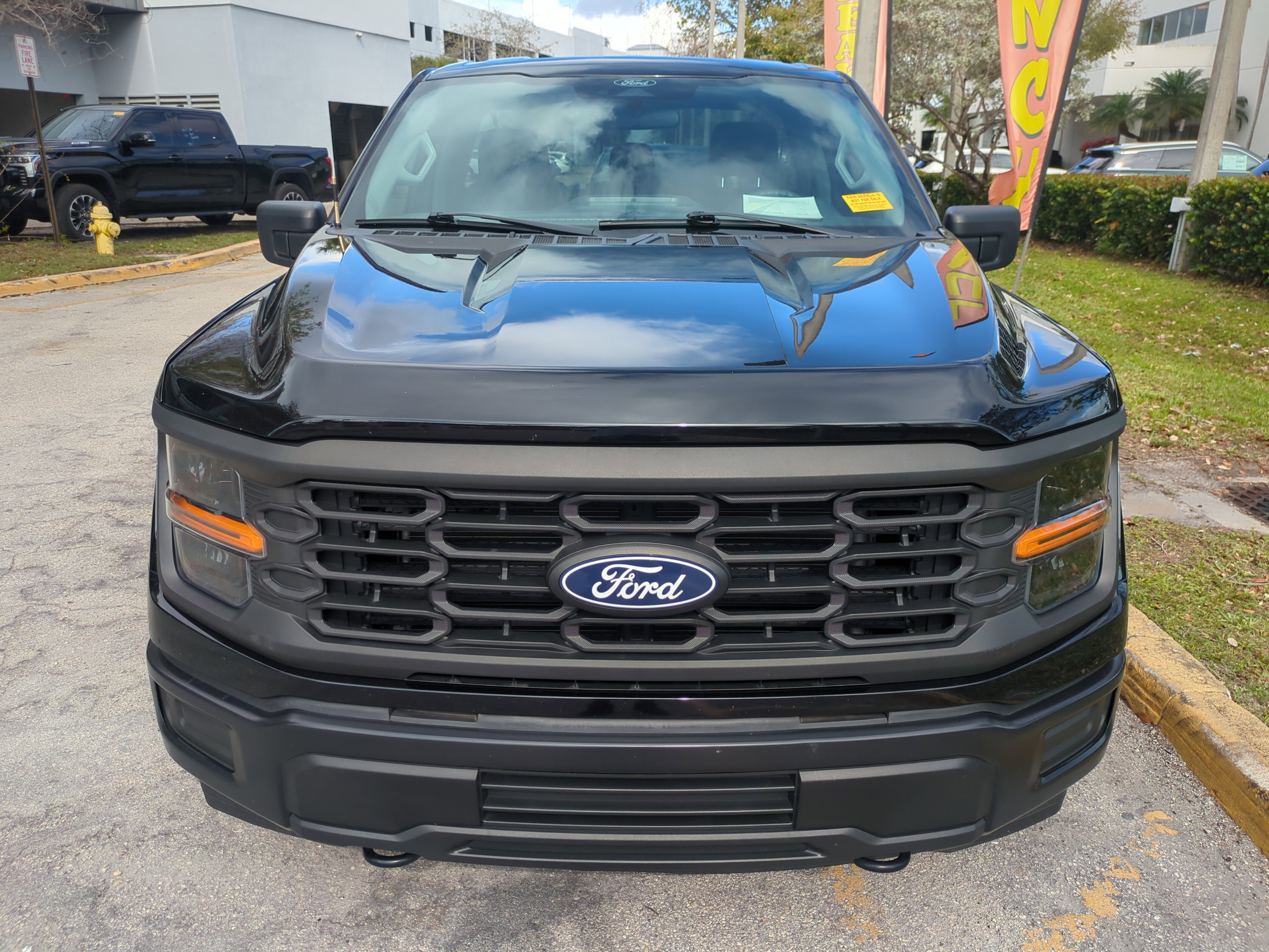 Used 2024 Ford F150 XL image 3