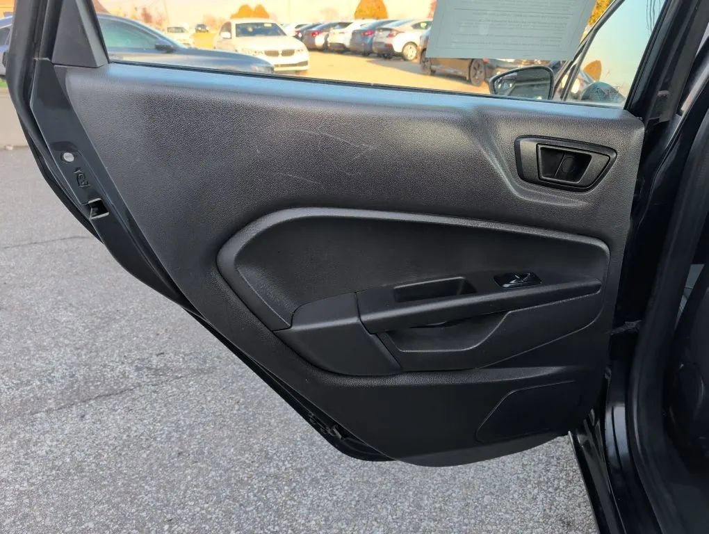 Used 2019 Ford Fiesta SE w/ Equipment Group 201A image 13