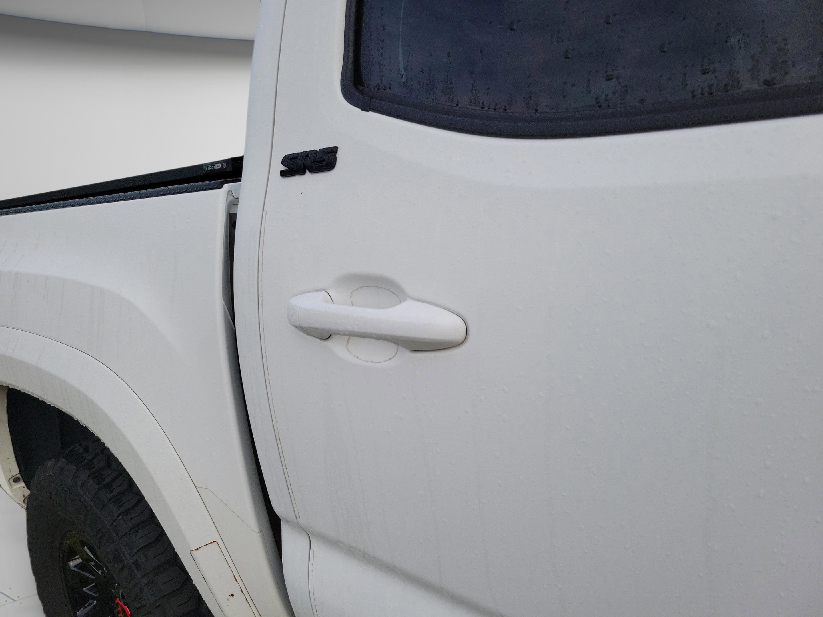 Used 2021 Toyota Tacoma SR5 AWD/4WD image 17