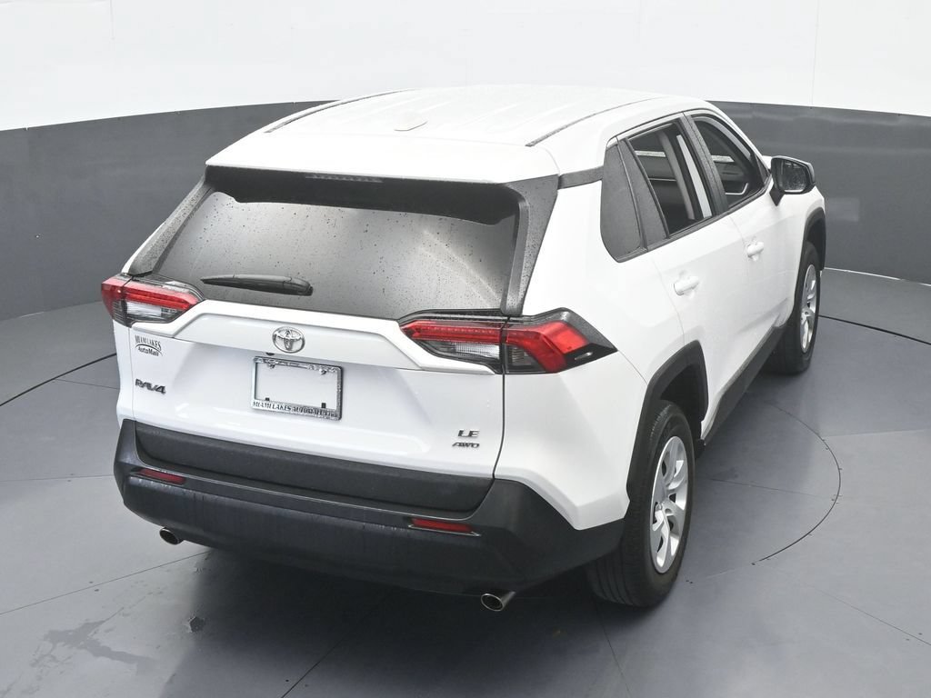 Used 2025 Toyota RAV4 LE AWD/4WD image 46