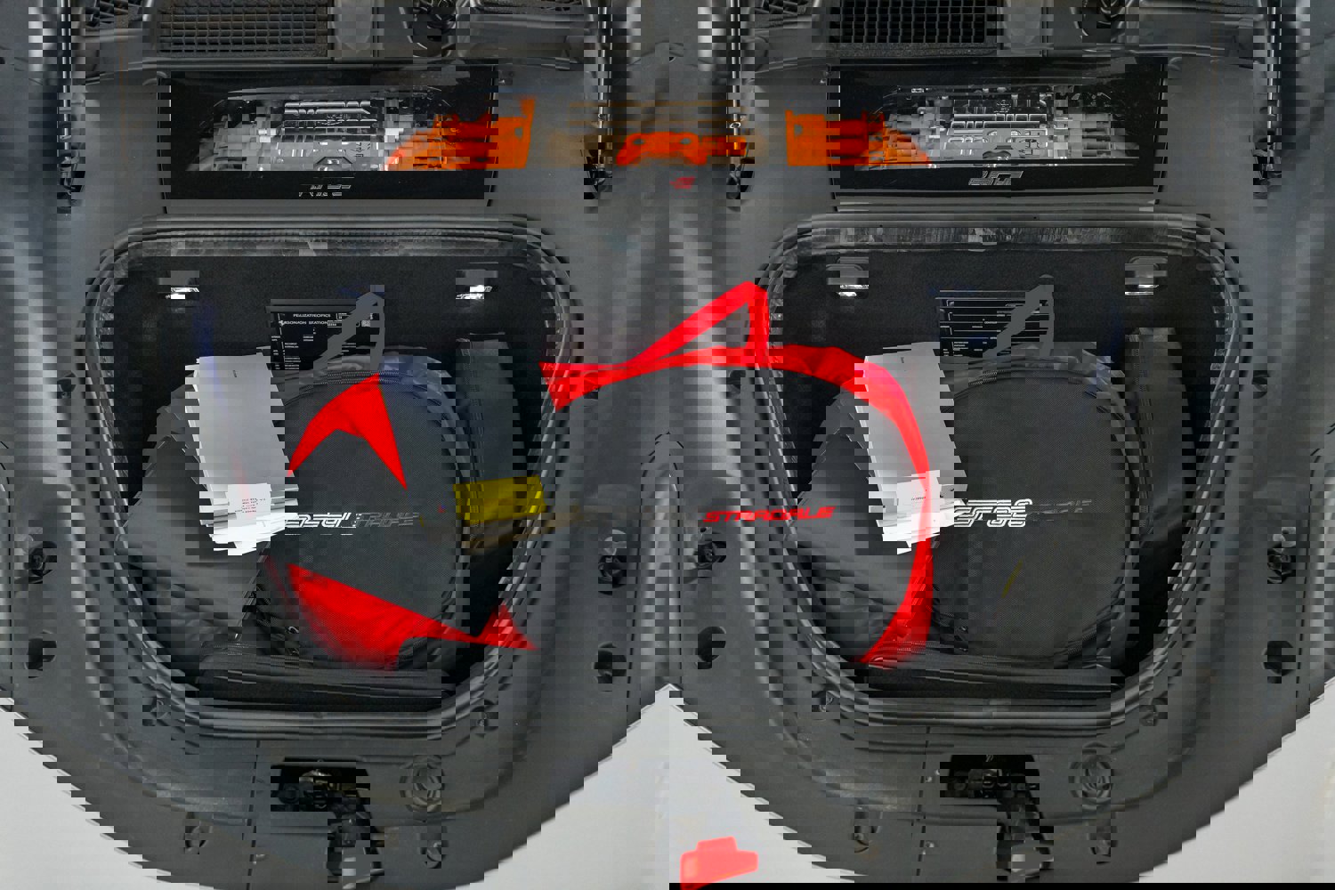 Used 2022 Ferrari SF90 Stradale image 52