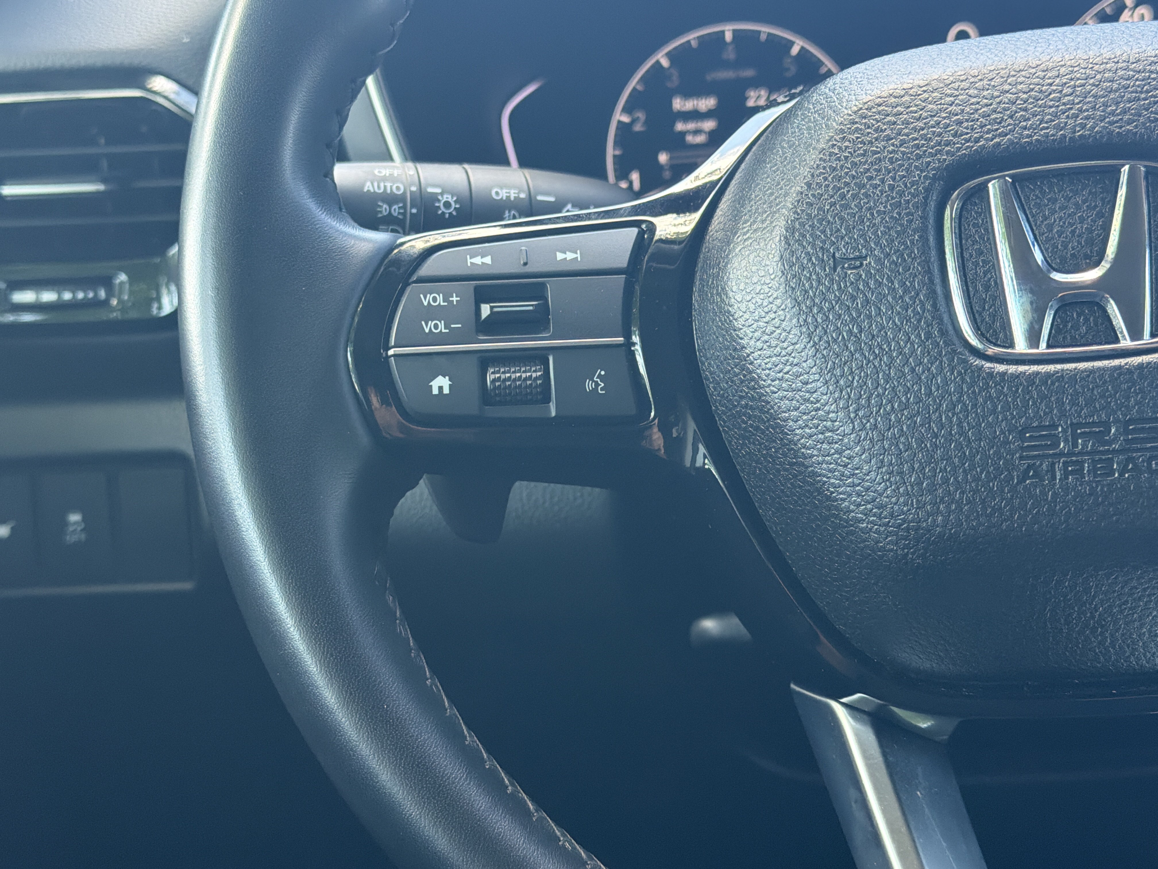 Certified 2025 Honda Pilot EX-L image 18
