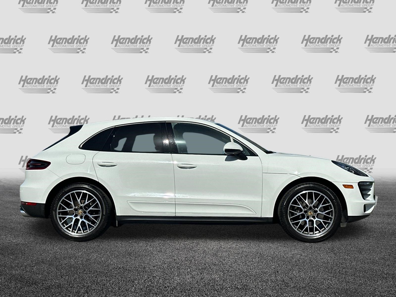 Used 2018 Porsche Macan Sport Edition image 3