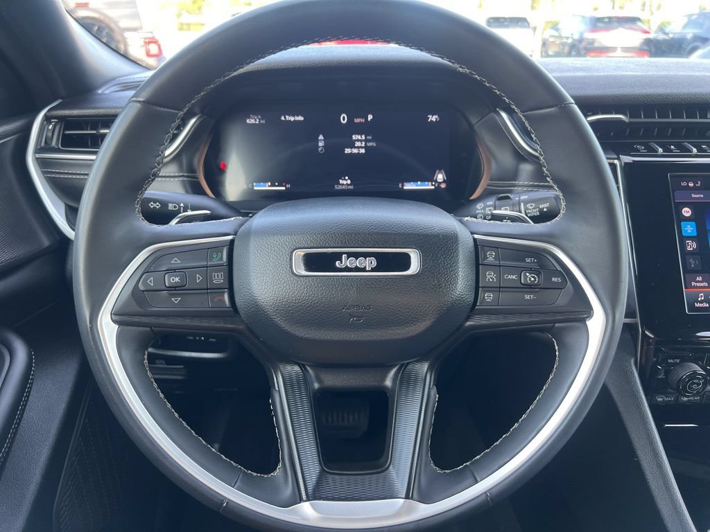 Used 2024 Jeep Grand Cherokee Altitude RWD image 50