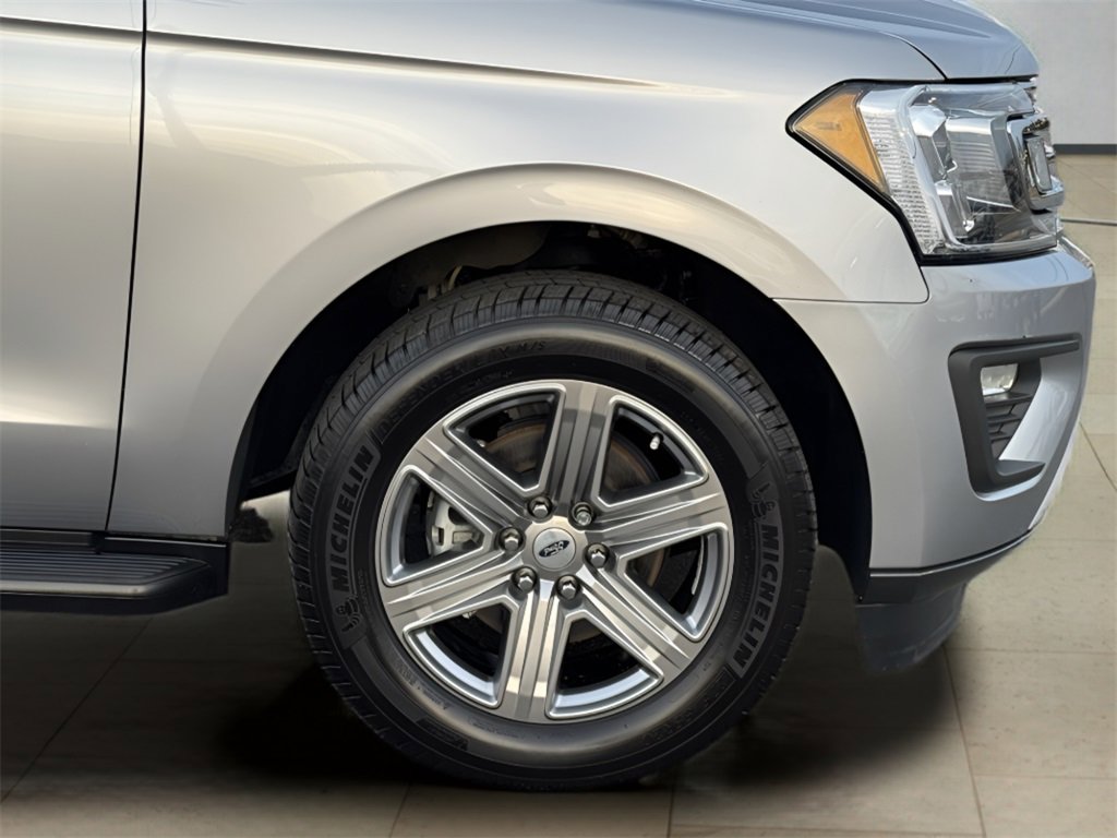 Used 2020 Ford Expedition XLT image 43