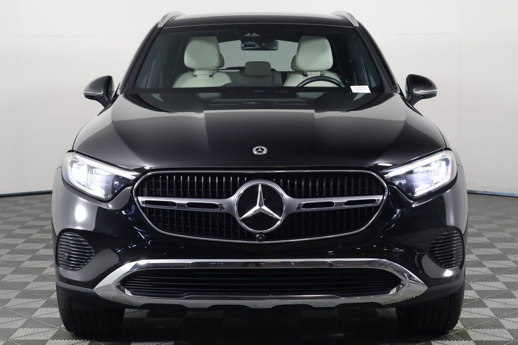 Certified 2023 Mercedes-Benz GLC 300 image 2