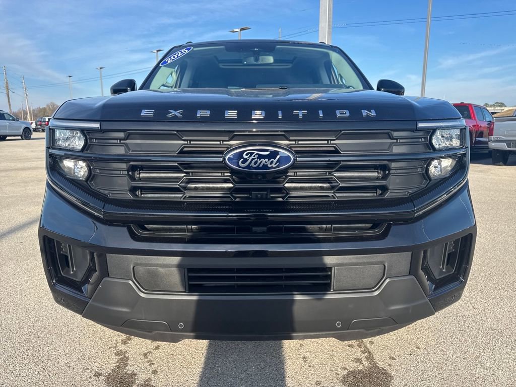 New 2025 Ford Expedition Active AWD/4WD image 15