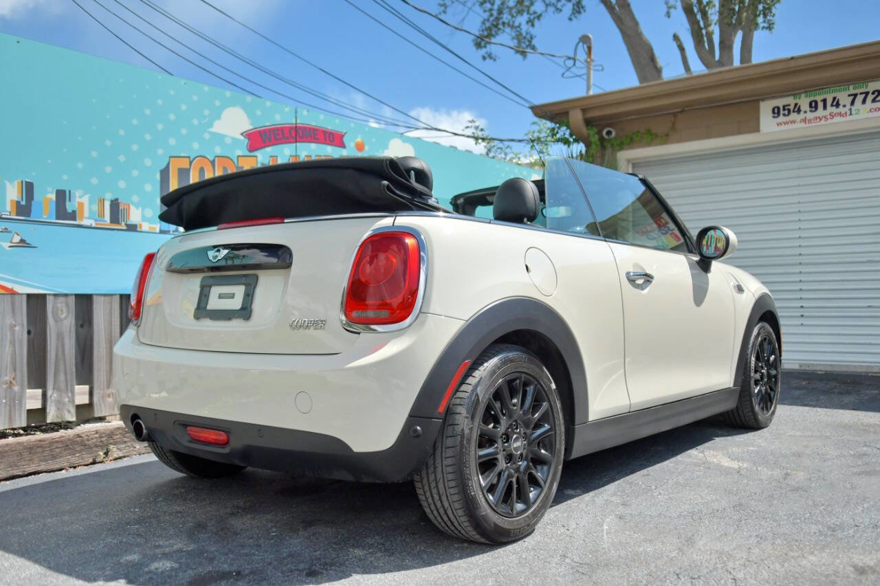 Used 2018 MINI Cooper Cooper 2dr Convertible image 29