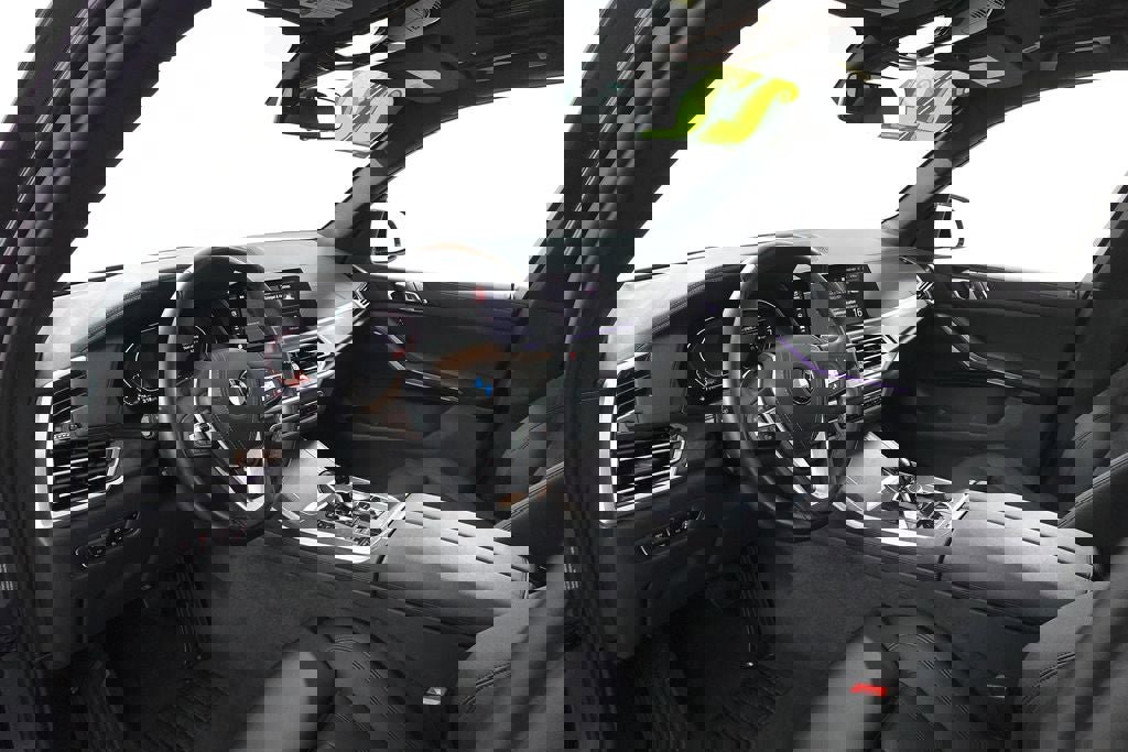 Used 2022 BMW X5 xDrive40i w/ Parking Assistance Package image 14