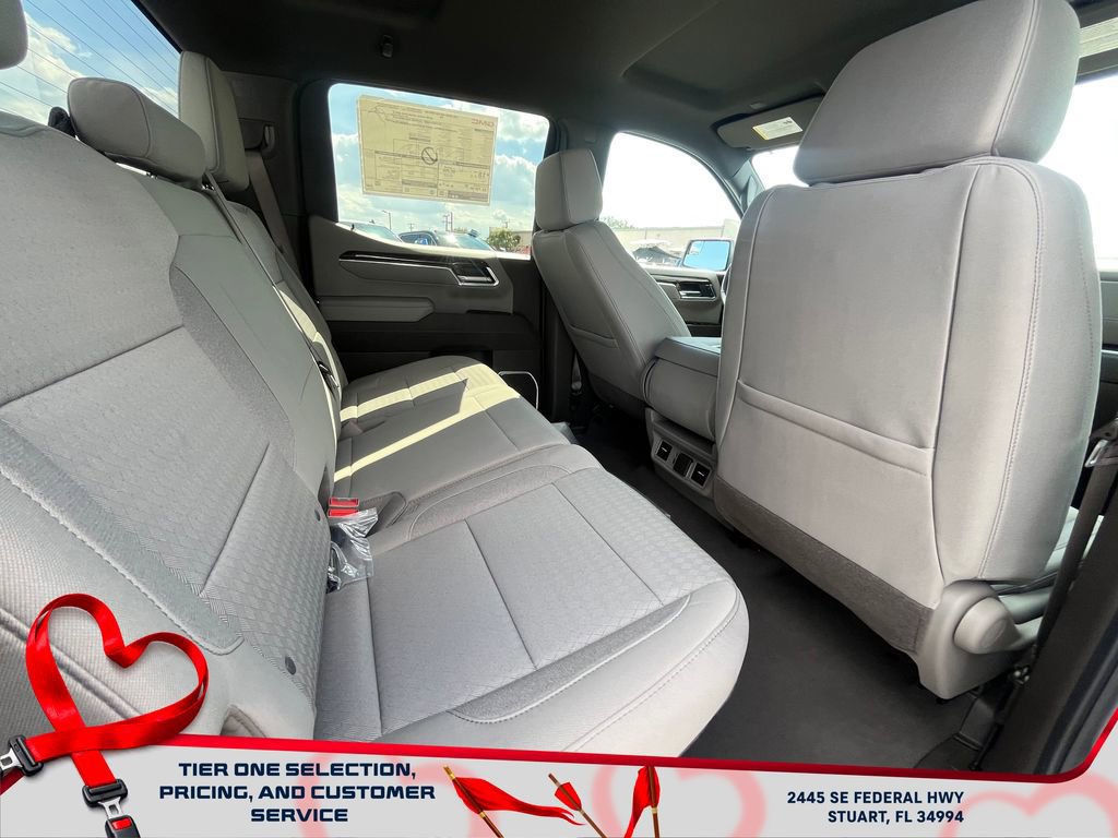 New 2026 GMC Sierra 1500 SLE image 18