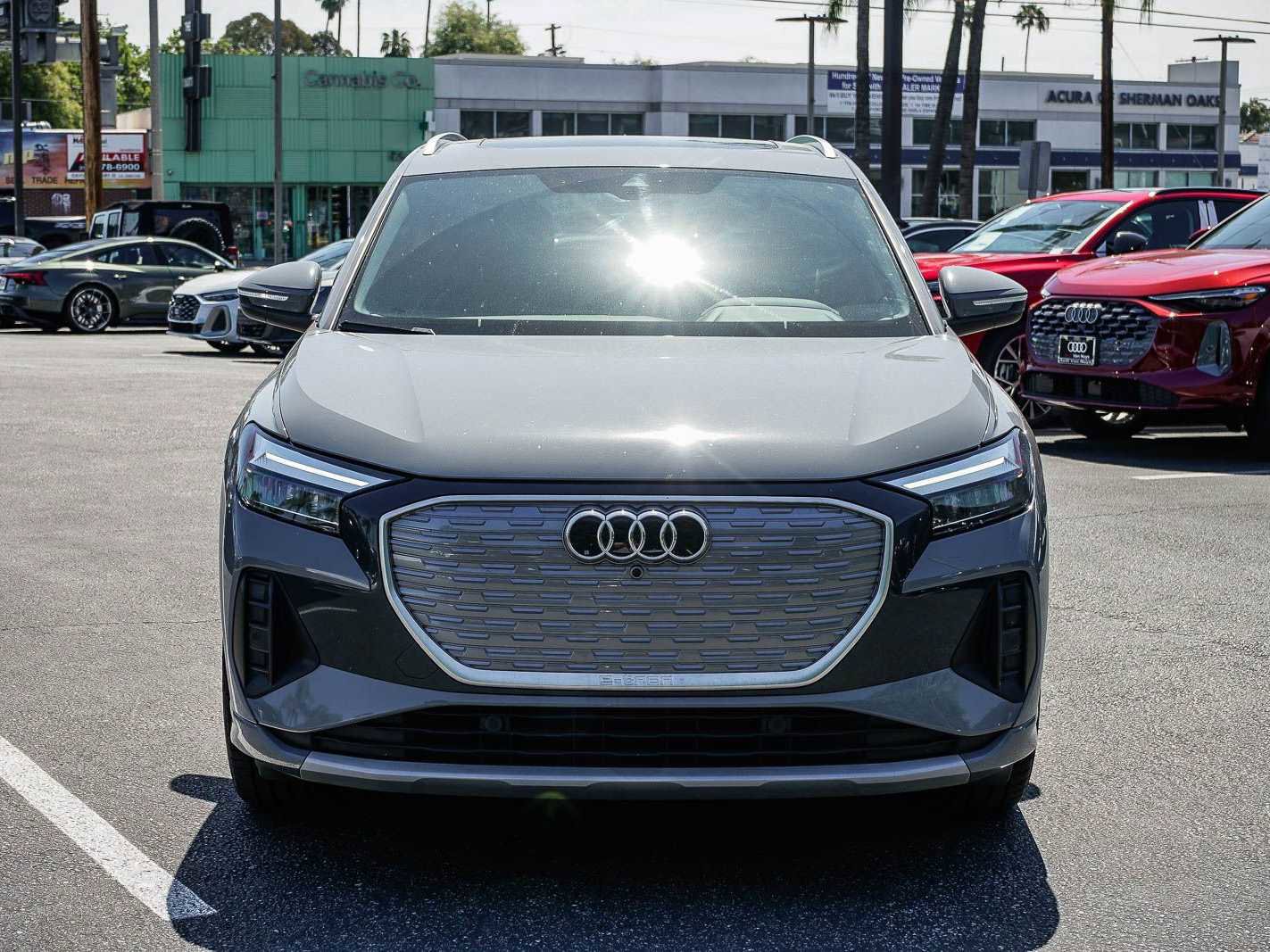 Used 2023 Audi Q4 e-tron Premium Plus w/ Premium Plus RWD image 6