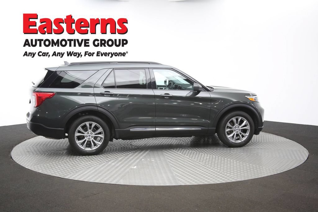 Used 2022 Ford Explorer XLT w/ Equipment Group 202A AWD/4WD image 47