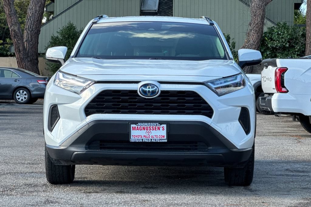 Used 2023 Toyota RAV4 XLE w/ Convenience Package AWD/4WD image 8