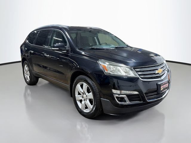 Used 2016 Chevrolet Traverse LT w/ Style and Technology Package AWD/4WD image 3