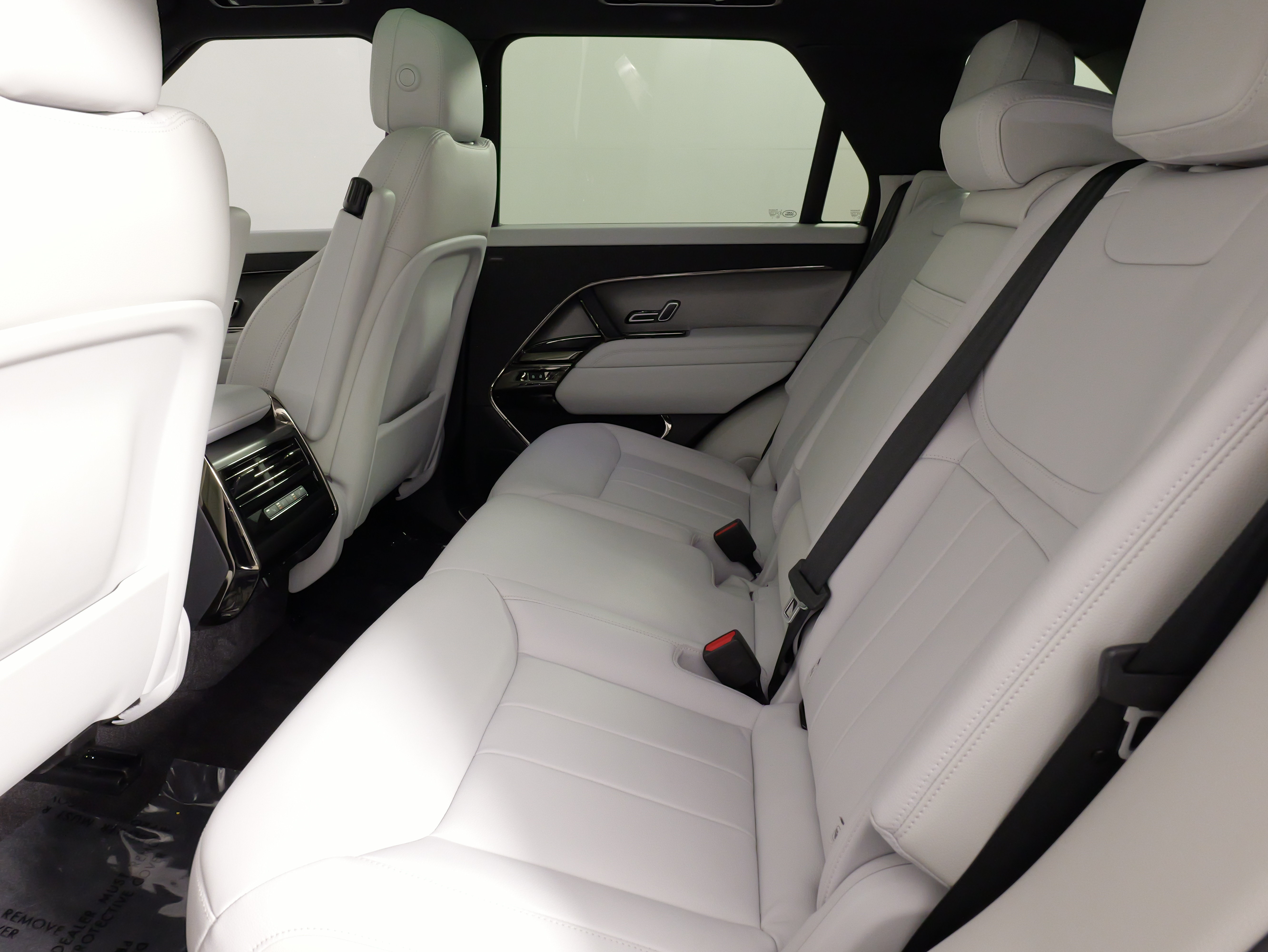 Used 2025 Land Rover Range Rover Sport AWD/4WD image 34