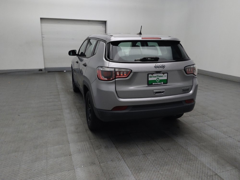 Used 2019 Jeep Compass Sport FWD image 5