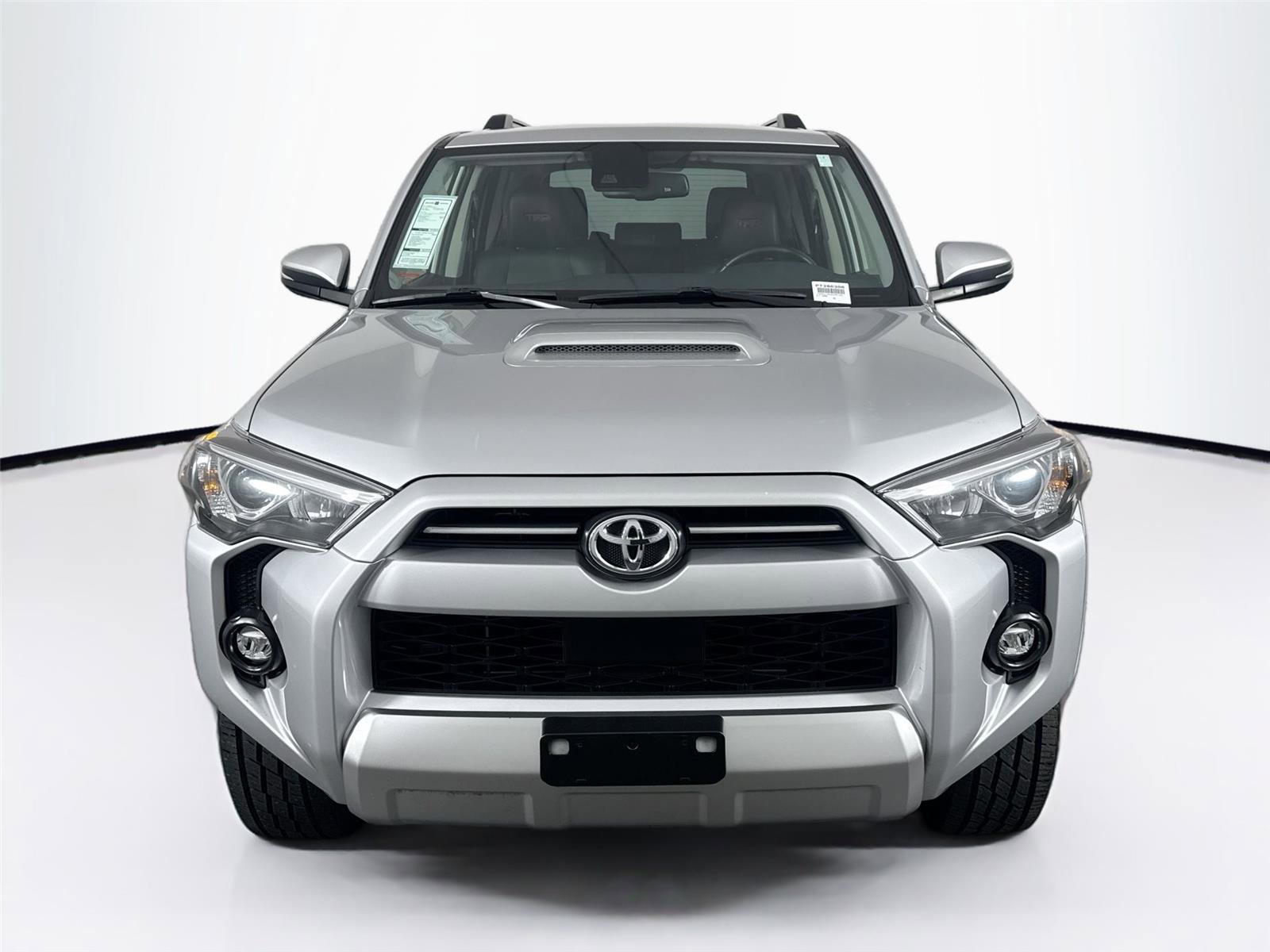Certified 2024 Toyota 4Runner TRD Off-Road Premium image 8