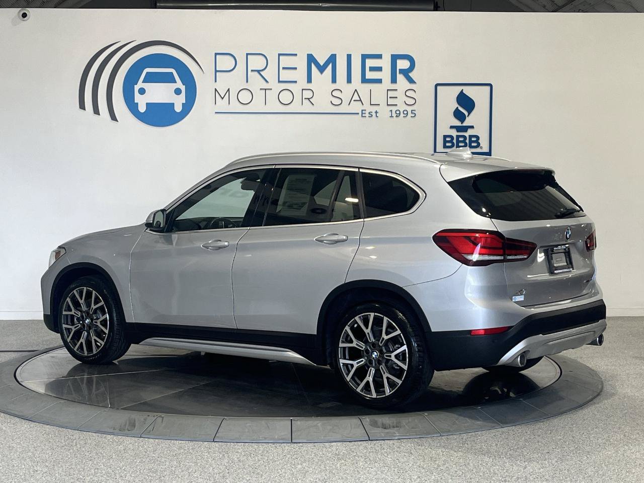 Used 2021 BMW X1 sDrive28i w/ Premium Package FWD image 3