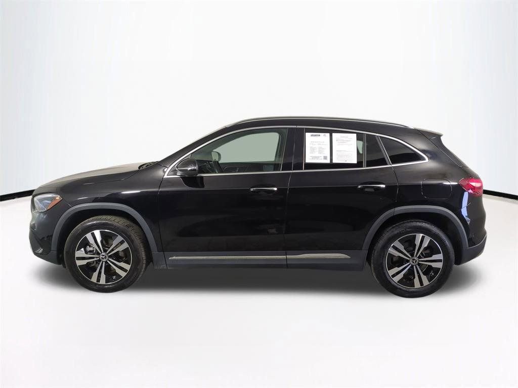 Used 2025 Mercedes-Benz GLA 250 image 8