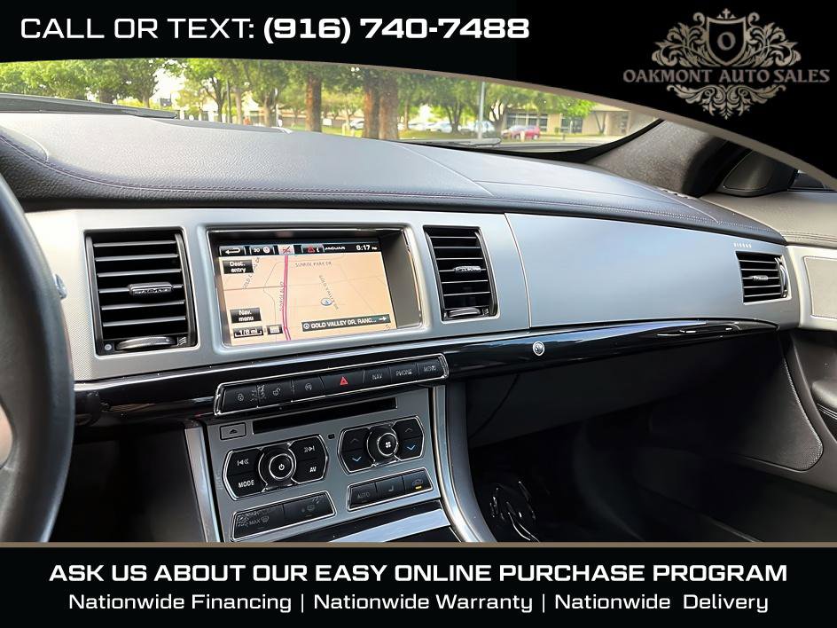 Used 2015 Jaguar XF Sport RWD image 19