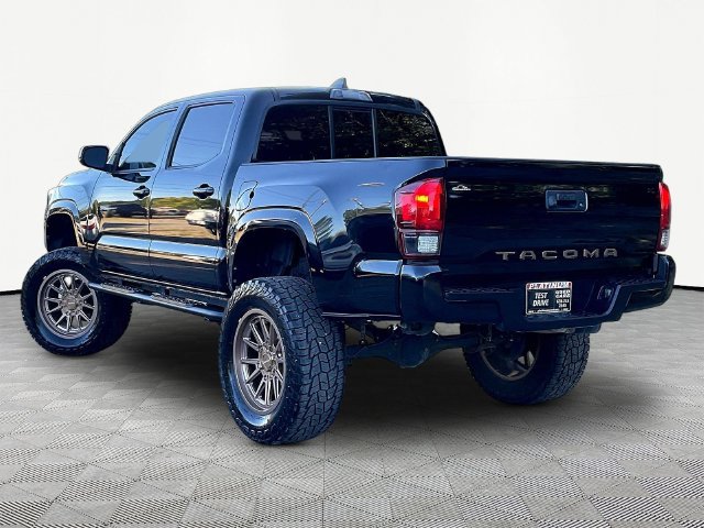Used 2022 Toyota Tacoma SR w/ SR Convenience Package RWD image 7