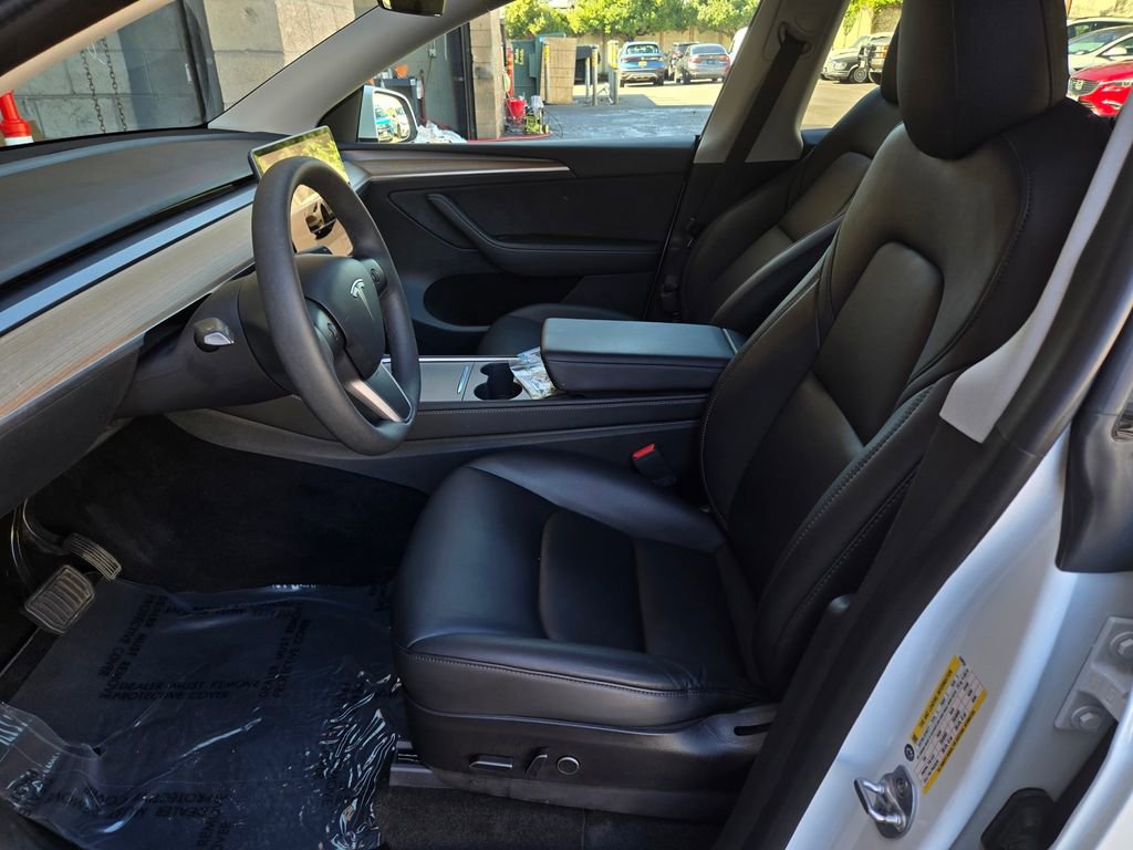 Used 2023 Tesla Model Y Long Range image 15