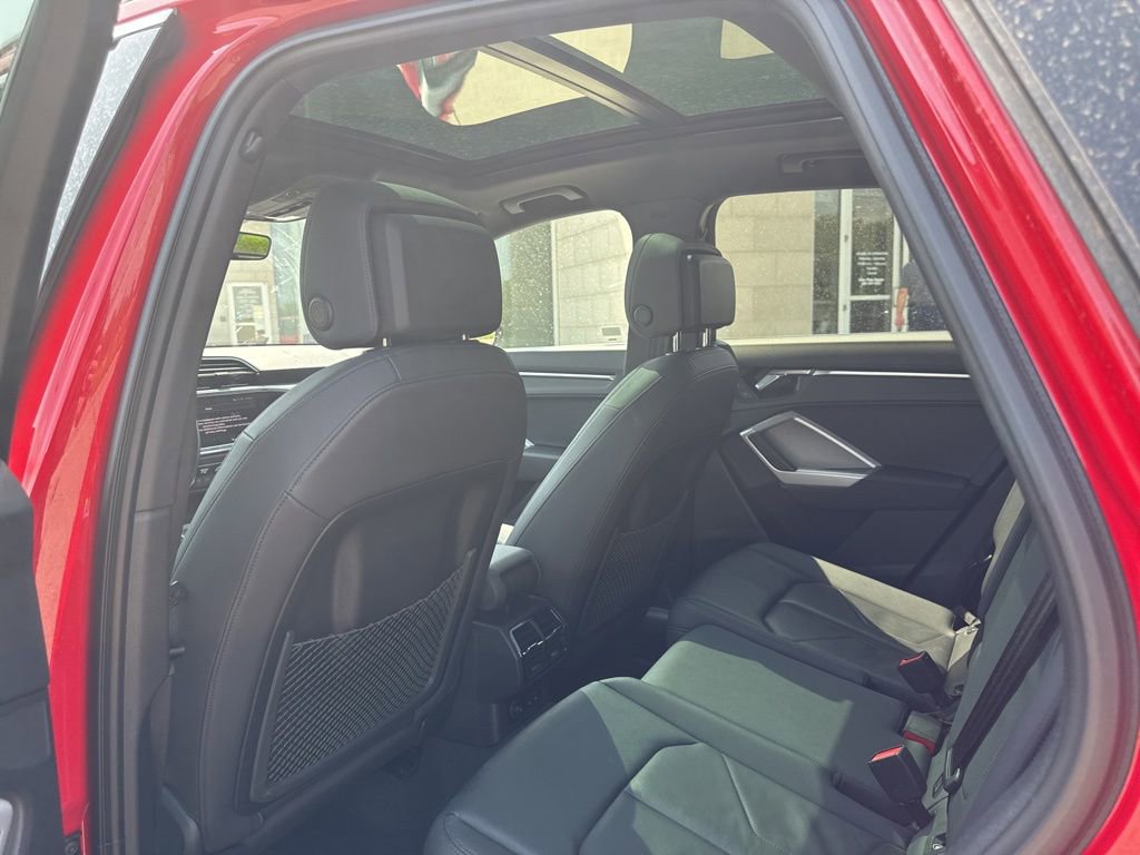 Used 2025 Audi Q3 2.0T Premium AWD/4WD image 10