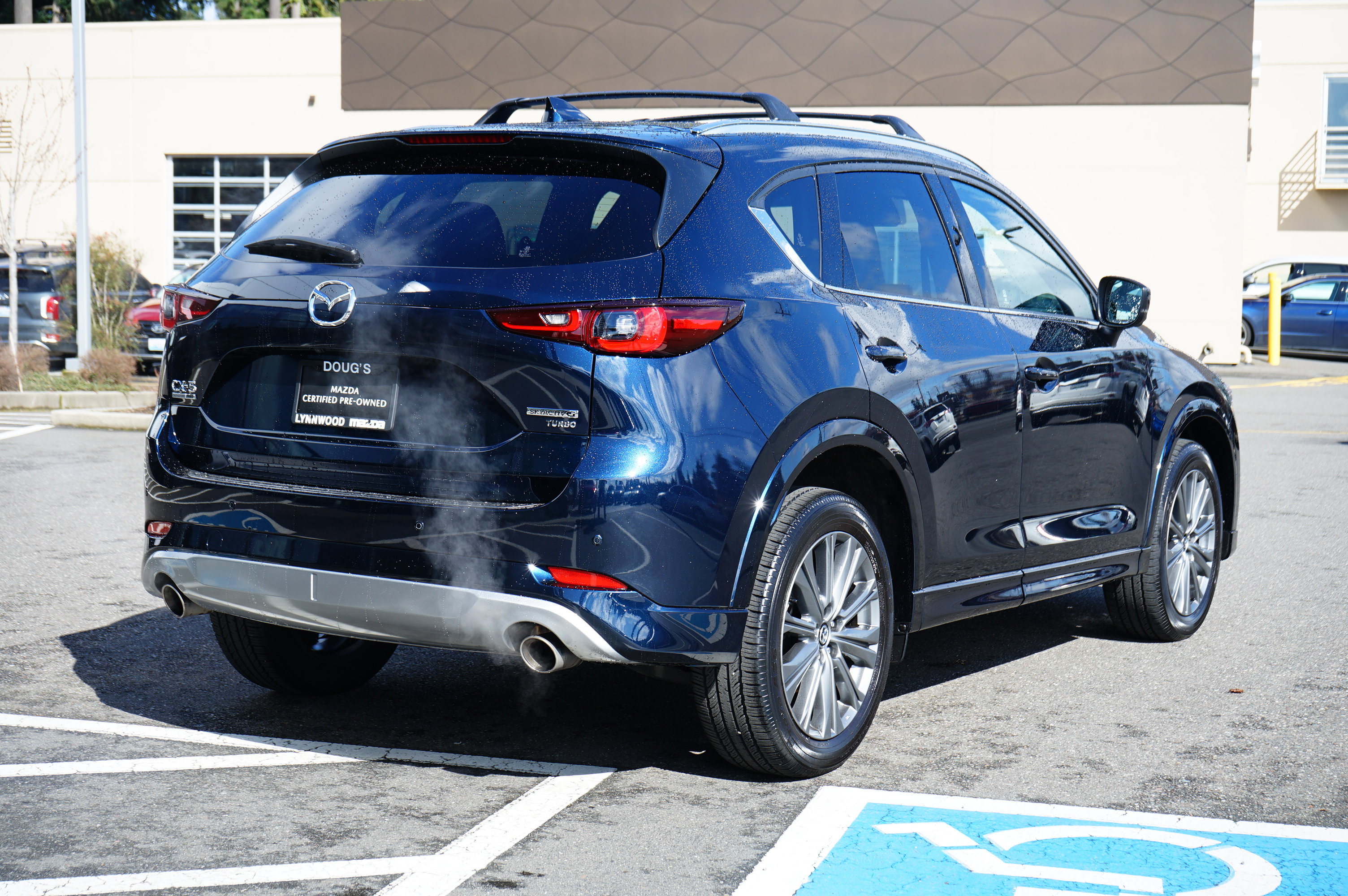 Certified 2025 MAZDA CX-5 Signature AWD/4WD image 3