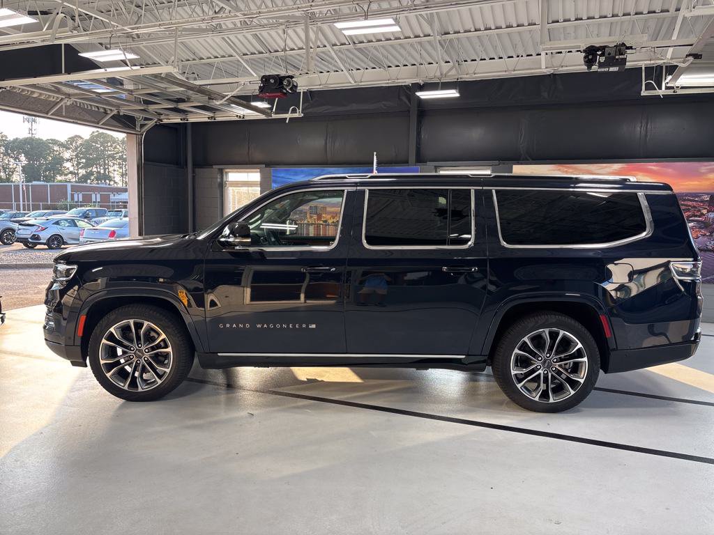 New 2024 Jeep Grand Wagoneer L Series III w/ Rear Seat Video Group 1 AWD/4WD image 3