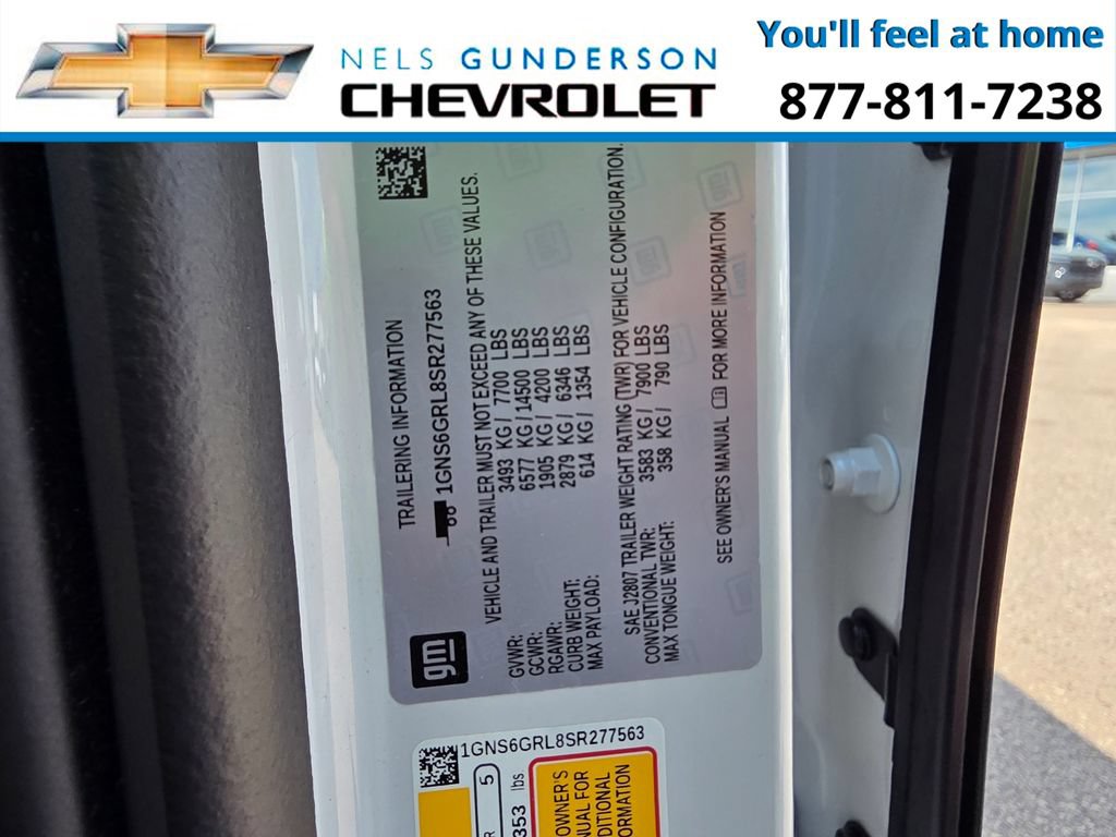 Certified 2025 Chevrolet Suburban High Country AWD/4WD image 38