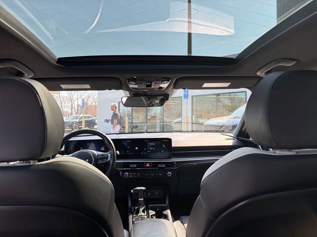 Used 2025 Kia K5 GT-Line w/ GT-Line Premium Package FWD image 19