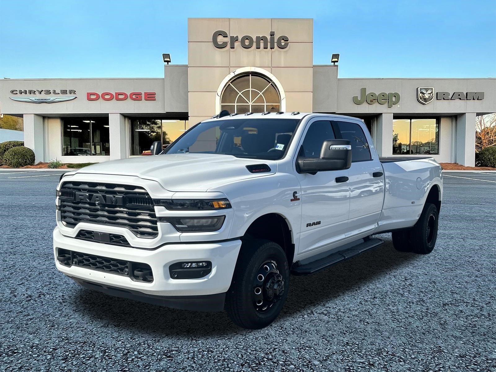 Used 2025 RAM 3500 Big Horn AWD/4WD image 7