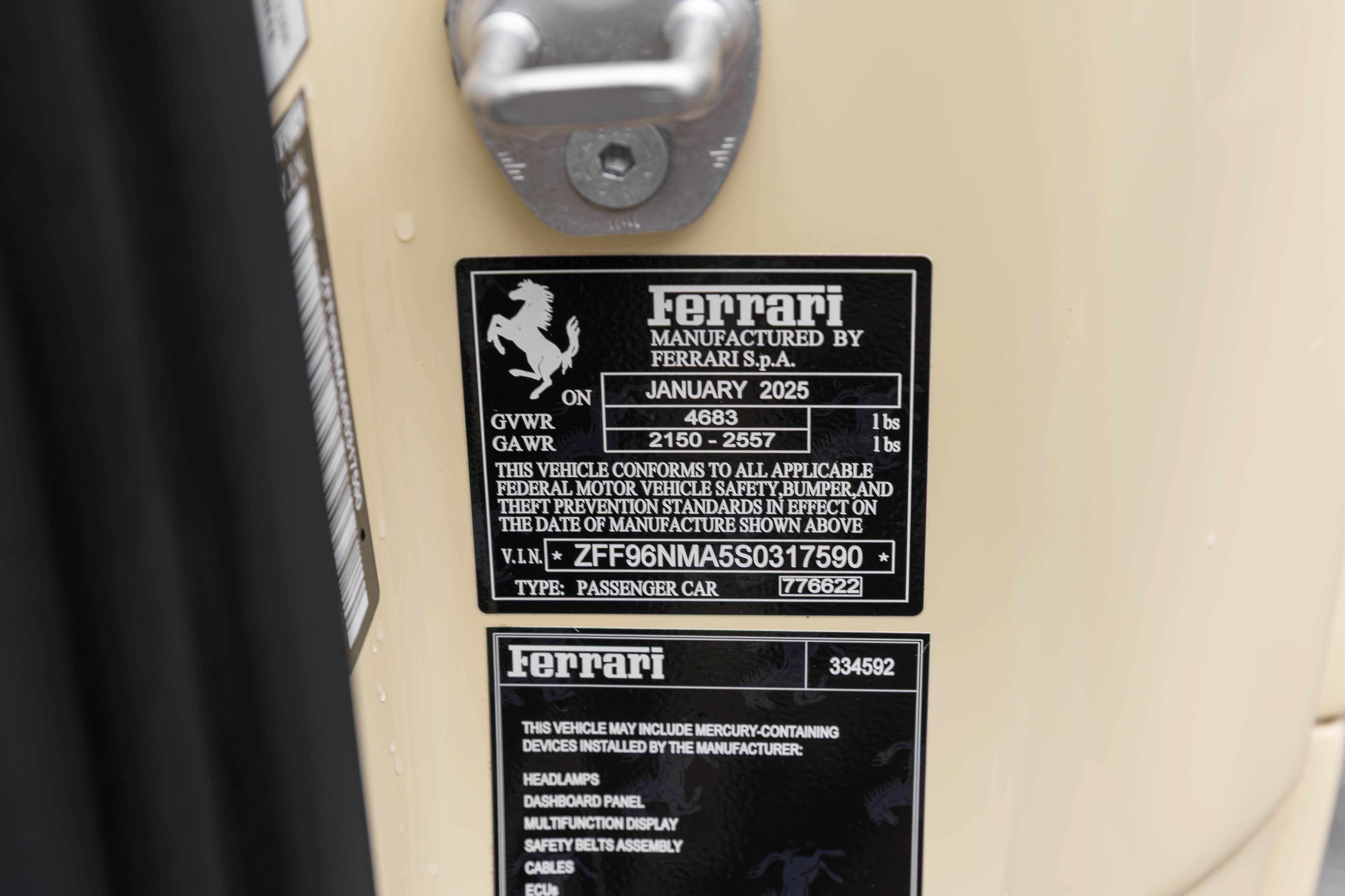 Used 2025 Ferrari SF90 Spider AWD/4WD image 17