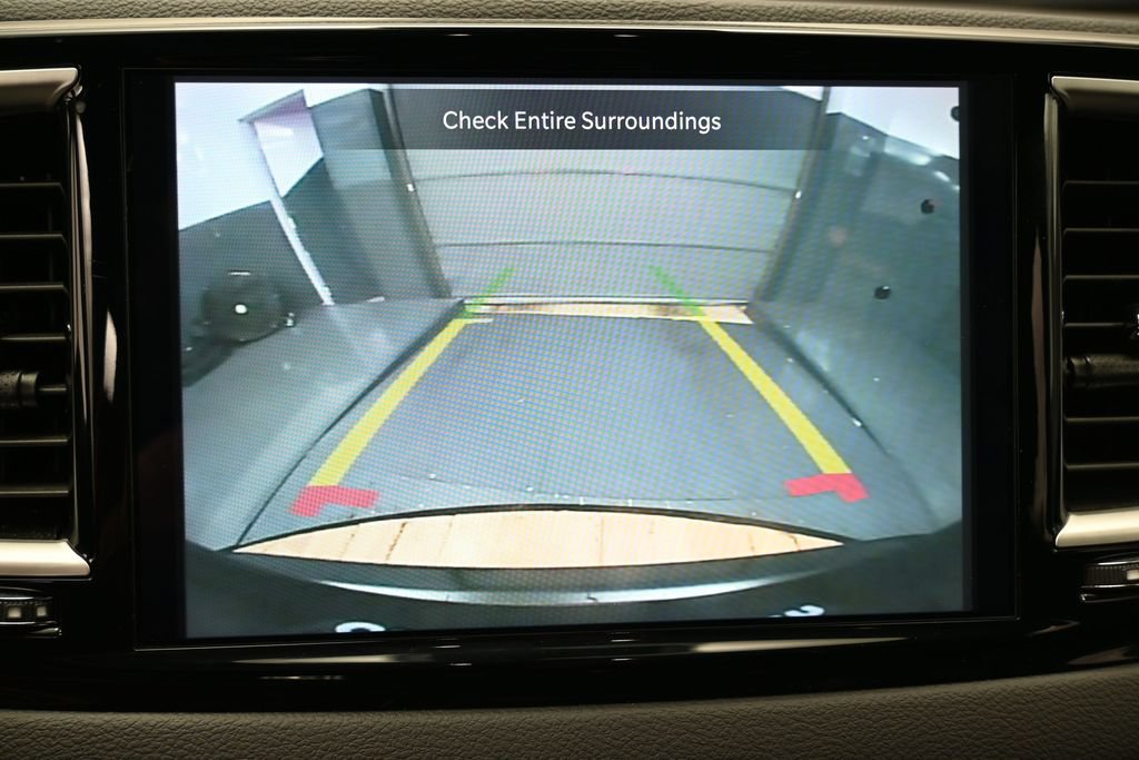 Used 2025 Chrysler Pacifica Select FWD image 24