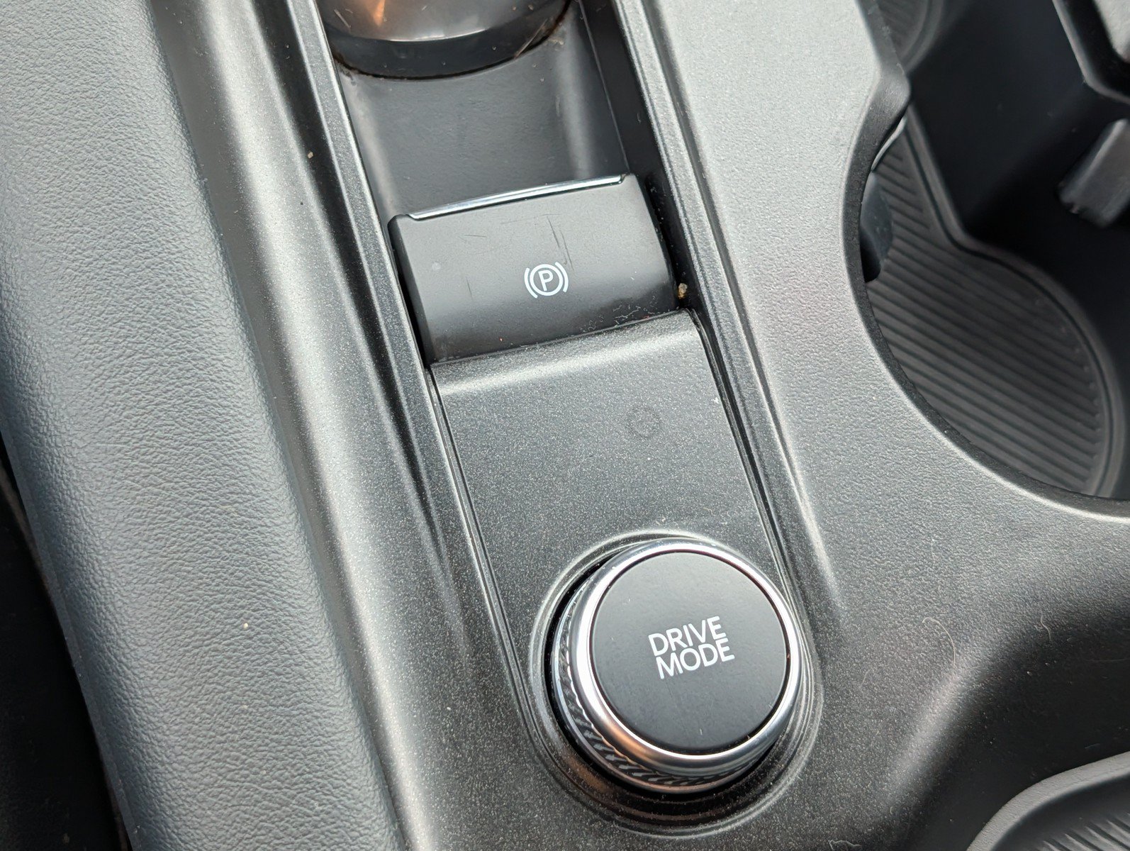 Used 2025 Ford Explorer ST-Line AWD/4WD image 27